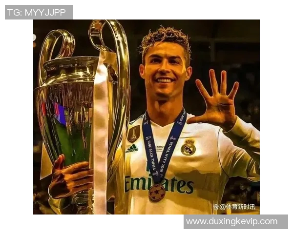 猜猜这位足球巨星的名字是谁 你能认出他吗